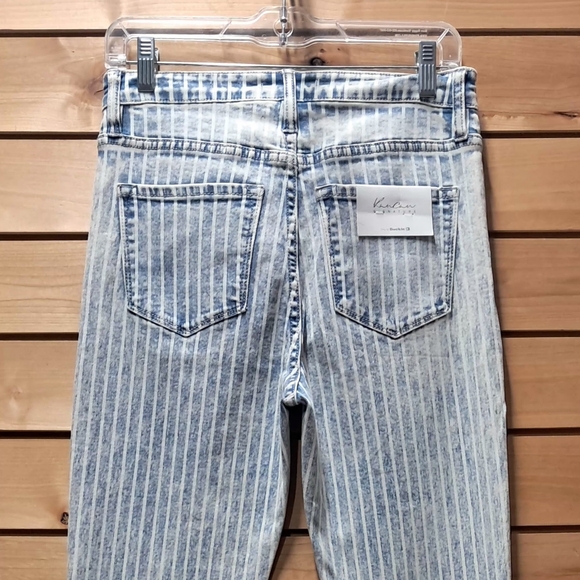 KanCan Blue and White Striped Flare Jeans Size 27 NWT - Picture 2 of 7